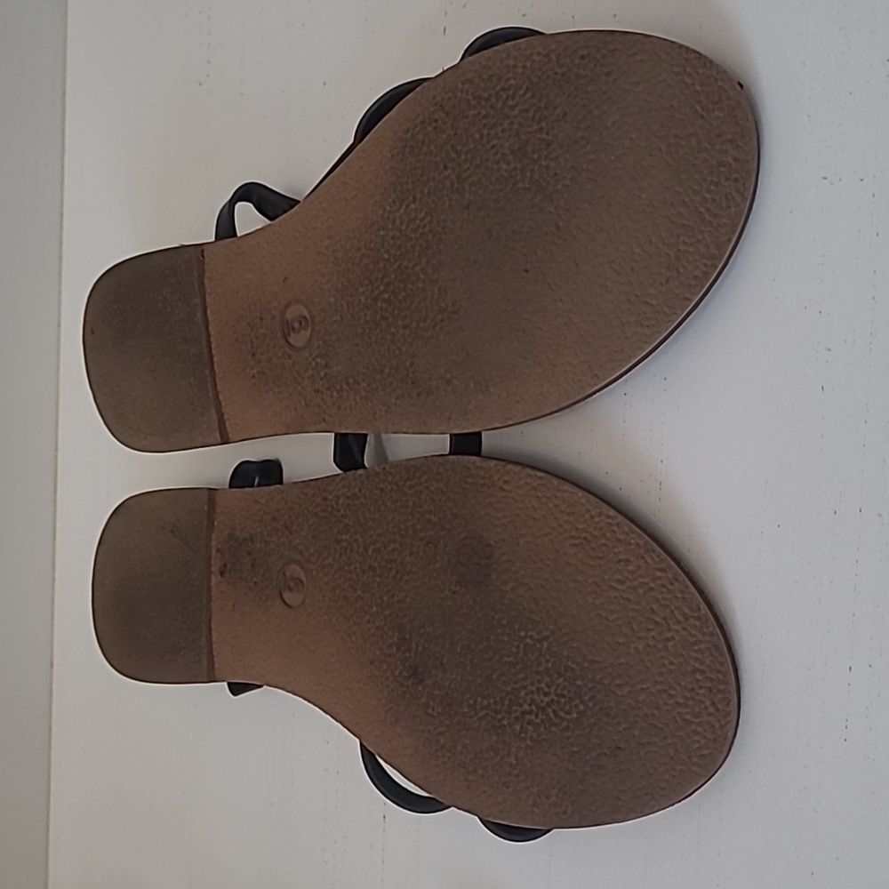 Universal Thread Sandals - Picture 2 of 2